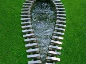 Креативная идея садового водоема