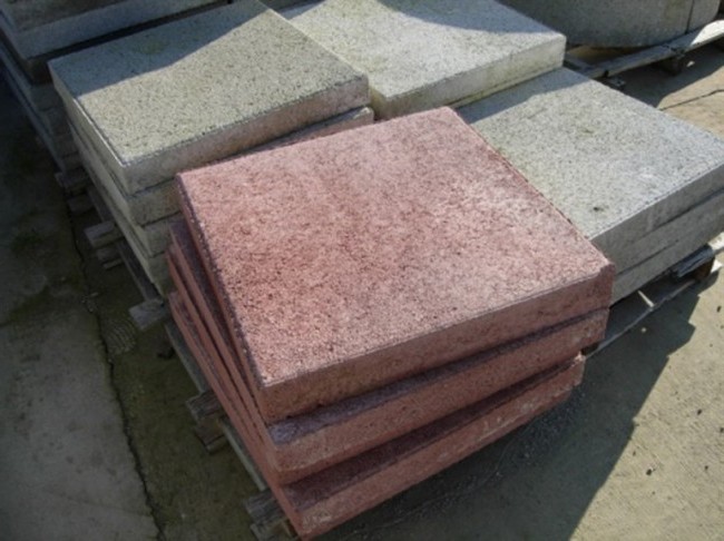 Готовые бетонные плиты
