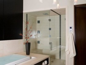 Высокотехнологичный интерьер ванной комнаты