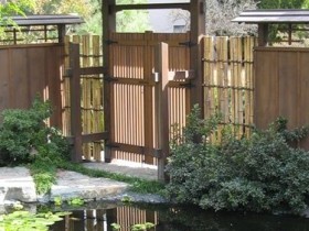 Калитка в японском саду