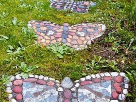Садовая дорожка в форме бабочки