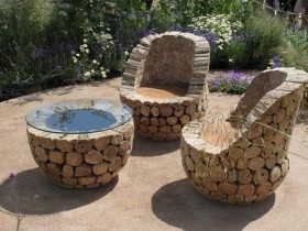 Садовый столик и стулья из дерева