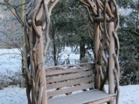 Садовая лавка с аркой