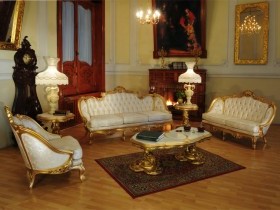 Гостиная с элементами викторианского стиля и барокко